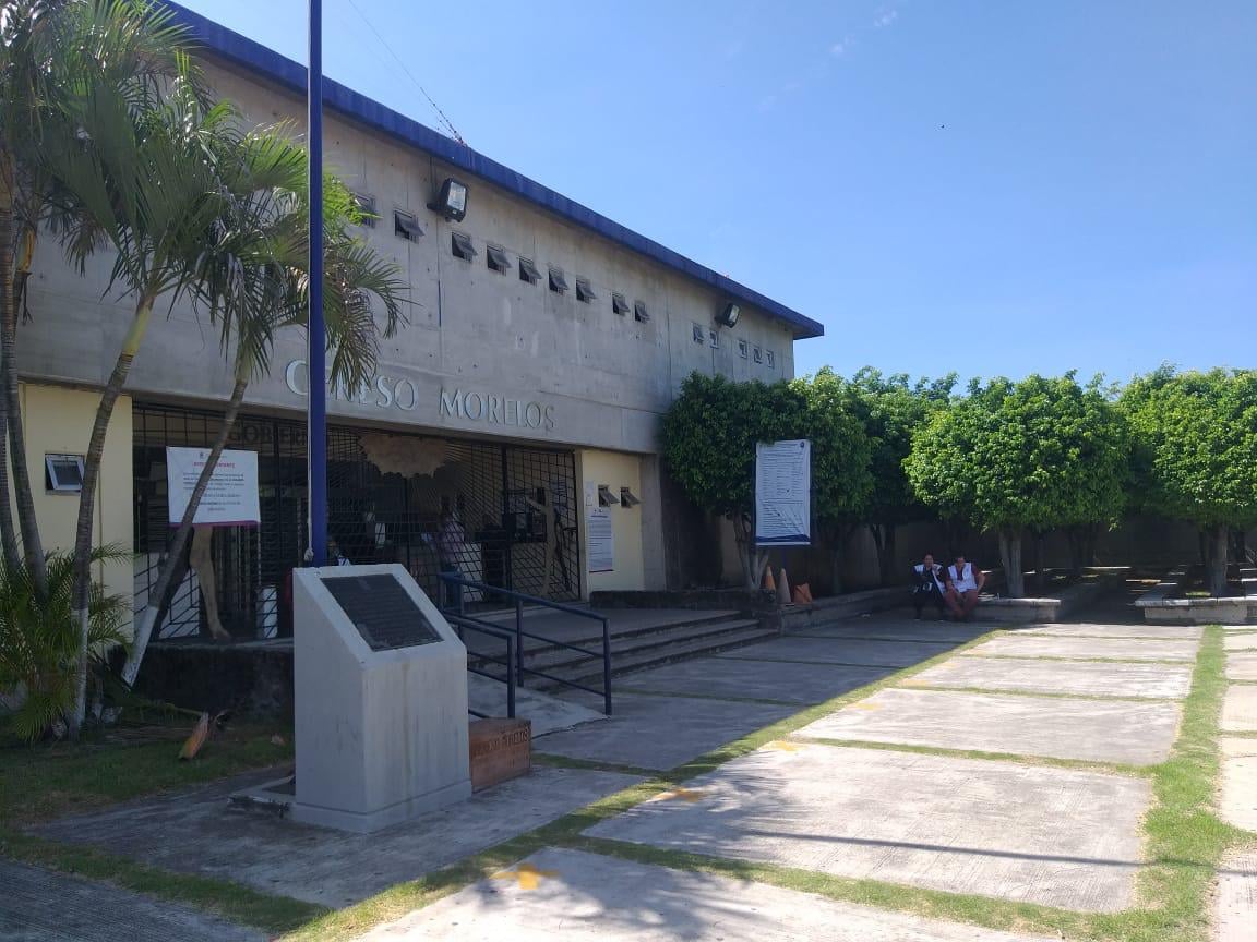 Un año después: Identifican el cuerpo de una persona fallecida en la prisión de Atlacholoaya que permaneció en el Semefo