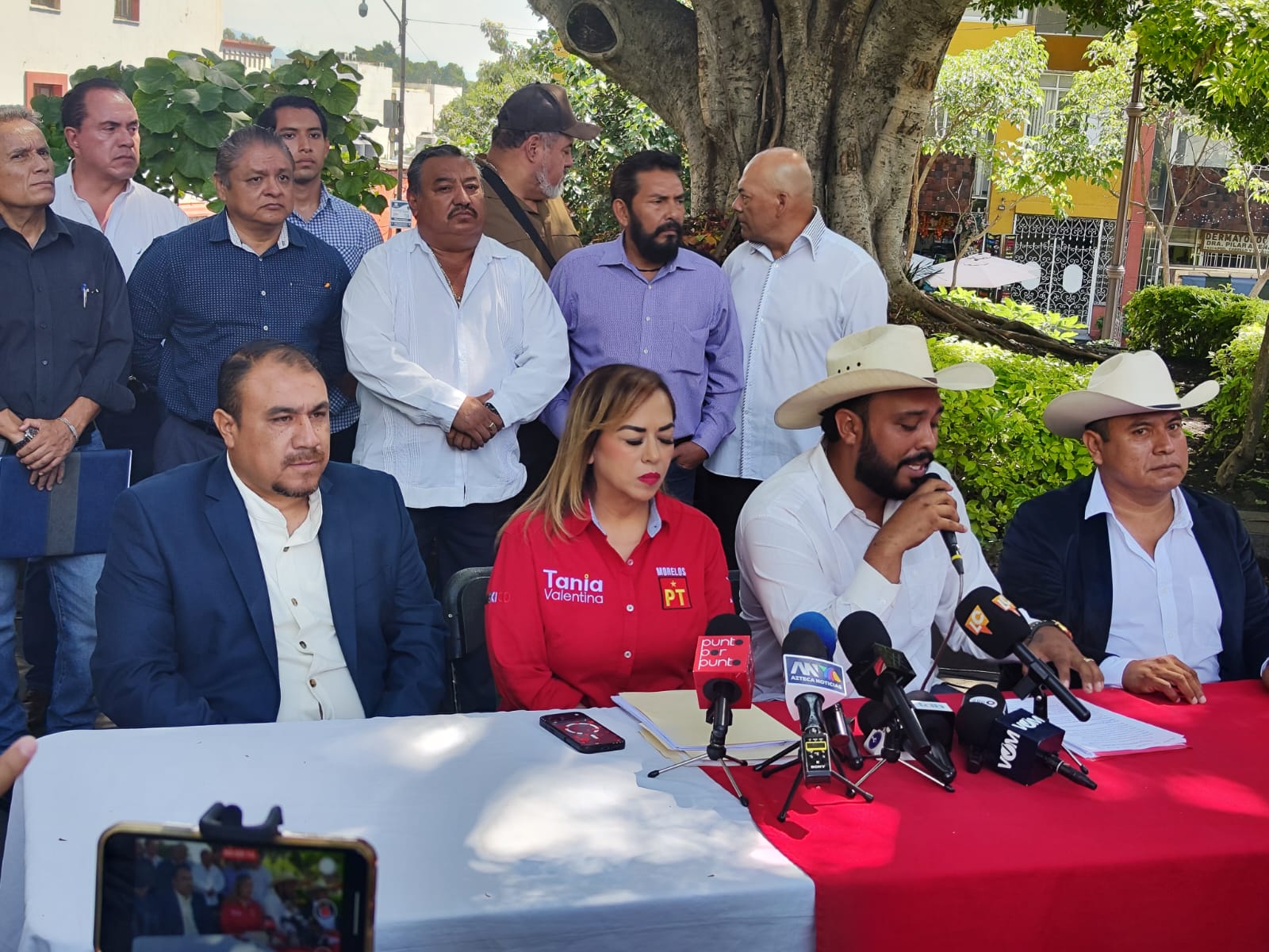 PT exige diálogo por demandas sociales; Gobierno de Morelos cuestiona bloqueos y cierre de Palacio