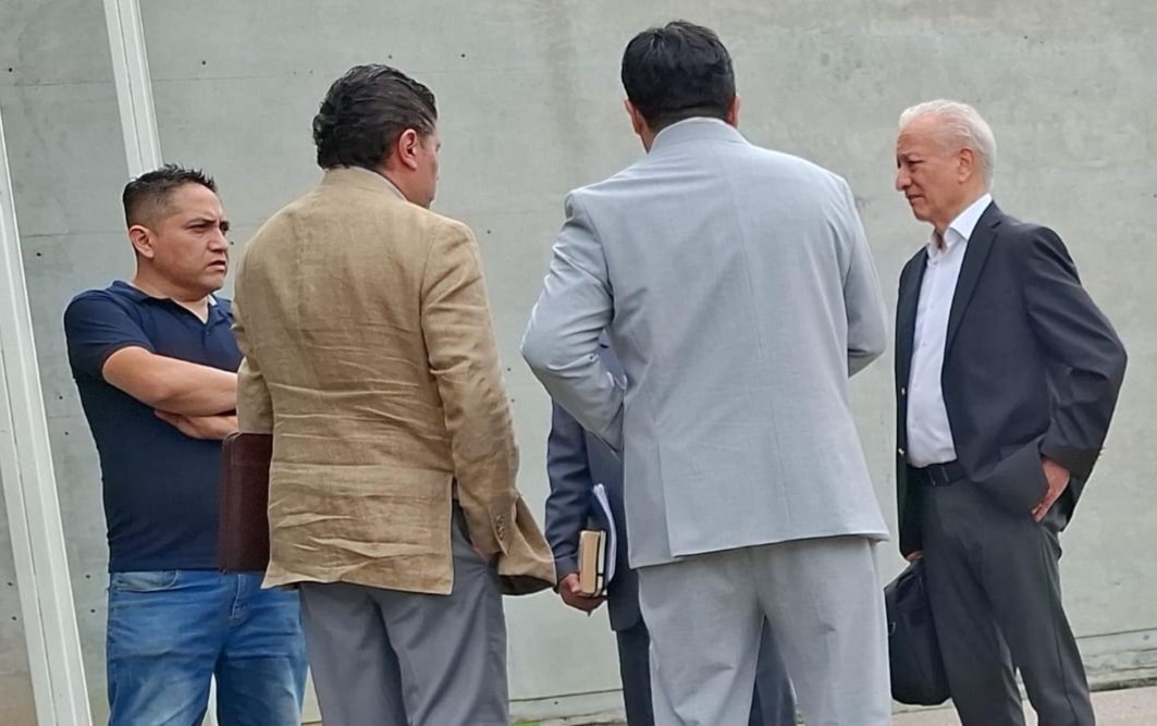Conceden suspensión condicional a exdirector de Pemex; deberá cumplir 6 meses de obligaciones